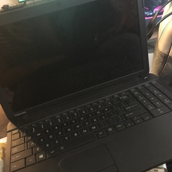 Laptop - Picture 4 of 4